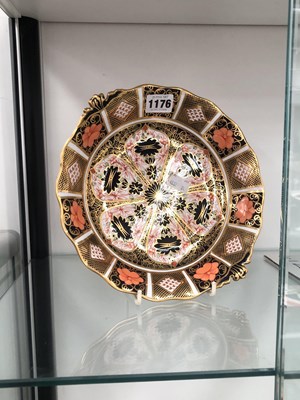 Lot 1176 - A Crown Derby 1128 pattern Imari palette dish