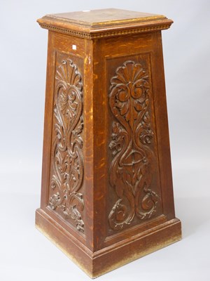 Lot 1530 - A 19th century oak square sectioned pedestal...
