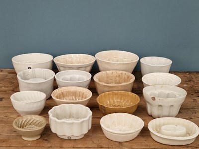 Lot 20 - A large collection of antique and later...