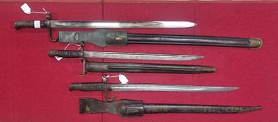 Lot 1885 - A 1917 Remington bayonet, A di Torre...