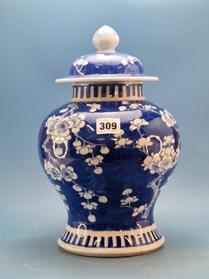 Lot 309 - A Chinese blue and white baluster jar and...