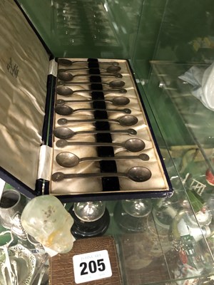 Lot 205 - A case of twelve silver ice cream spoons...