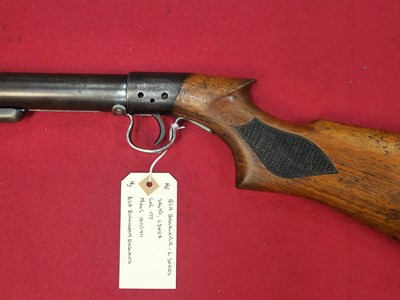 Lot 154 - Airgun.- A BSA underlever L series model....
