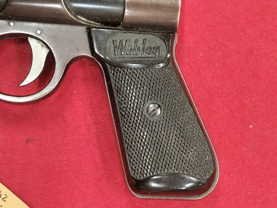 Lot 160 - Airgun.- A Webley Junior air pistol series 2...