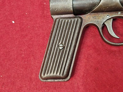 Lot 162 - Airgun.- A Pre-war Webley Junior air pistol...