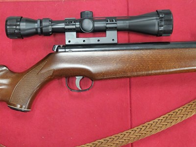 Lot 167 - Air rifle- (No uk certificate required) Webley...