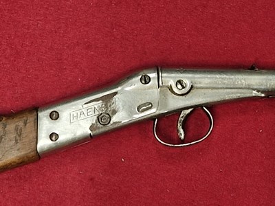 Lot 168 - Air rifle.- An early Heanel Model X...