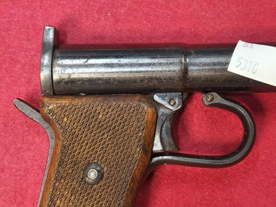 Lot 183 - Airgun.- A Tell model II air pistol.