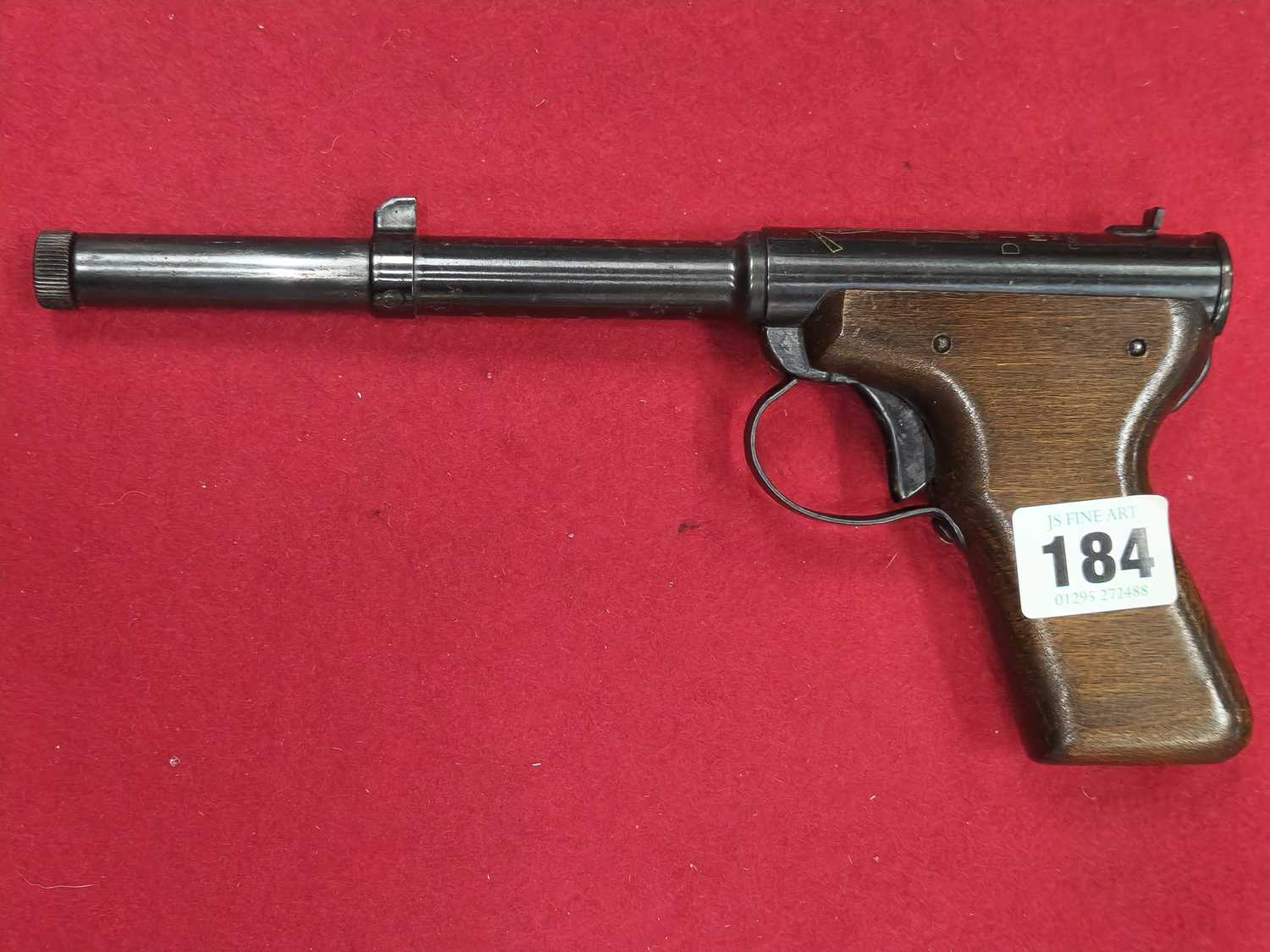 Lot 184 - Airgun.- A Diana model 2 air pistol