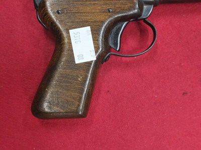 Lot 184 - Airgun.- A Diana model 2 air pistol