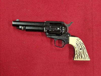 Lot 185 - Airgun.- A Crossman Pellgun "single action 6"...