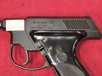 Lot 186 - Airgun.- Healthways Plainsman Co2 powered...