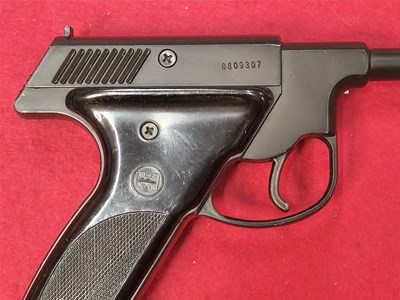 Lot 186 - Airgun.- Healthways Plainsman Co2 powered...