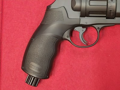 Lot 189 - Airgun.- Umerex T4E .50 cal paintball co2 pistol.