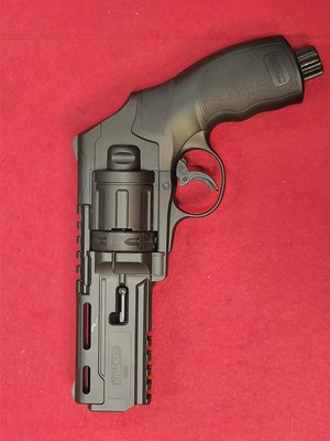 Lot 189 - Airgun.- Umerex T4E .50 cal paintball co2 pistol.