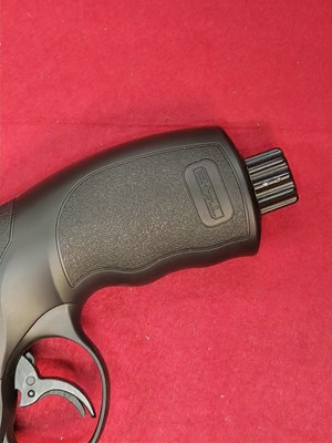 Lot 189 - Airgun.- Umerex T4E .50 cal paintball co2 pistol.