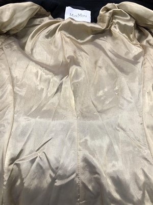 Lot 146 - Clothing - A Max Mara black jacket with a...