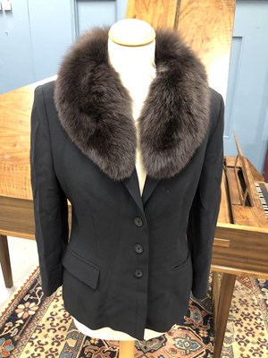 Lot 146 - Clothing - A Max Mara black jacket with a...
