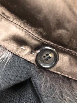 Lot 146 - Clothing - A Max Mara black jacket with a...