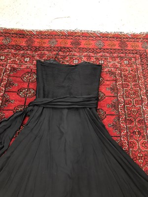 Lot 149 - Clothing - A Jaeger strapless silk black...