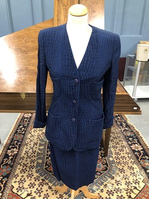 Lot 150 - A Pallo De Gerard brown and navy flocked...