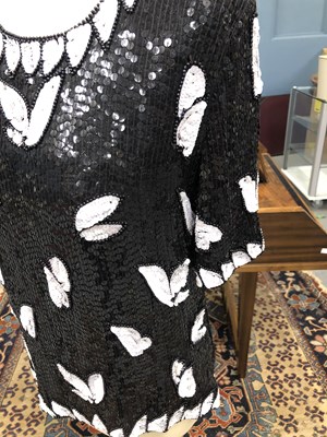 Lot 129 - Clothing - A Frank Usher silk black and white...