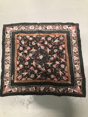 Lot 138 - Scarves- to include Aquascutum,Richard Allen,...