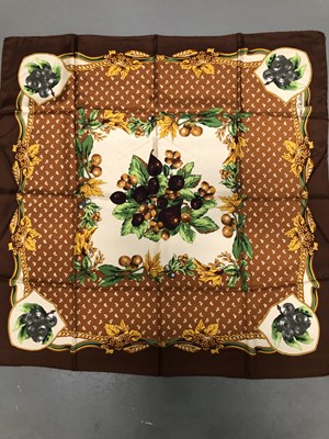 Lot 138 - Scarves- to include Aquascutum,Richard Allen,...