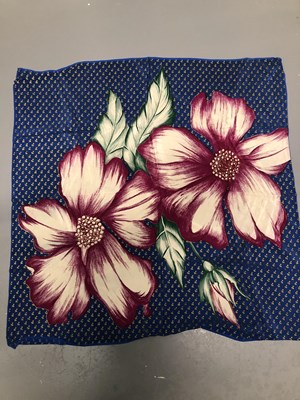 Lot 138 - Scarves- to include Aquascutum,Richard Allen,...