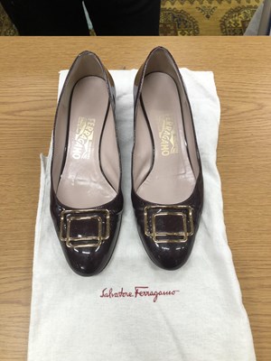 Lot 135 - Clothing/Shoes - to include Hardy Amies Dress...