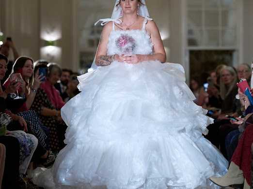 Lot 125 - Renewal bride, Designed in the style of a...