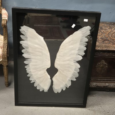Lot 652 - A decorative display of feather "angel" wings....