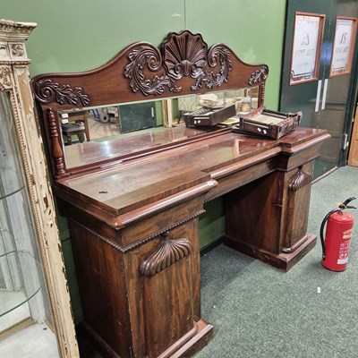 Lot 446 - A large Victorian mahogany twin pedestal...