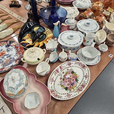 Lot 768 - A poole dolphin, a cottage ware tea set,...