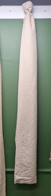 Lot 424 - Two bedspreads with pink dots