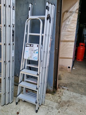 Lot 940 - A three-section telescope ladder with six...