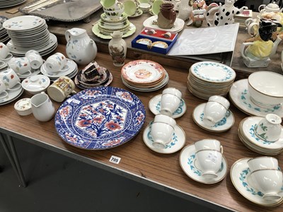 Lot 705 - Edwardian and later teawares and other china