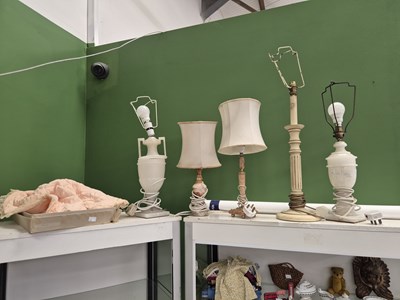 Lot 878a - Five various table lamps and a childs quilted...