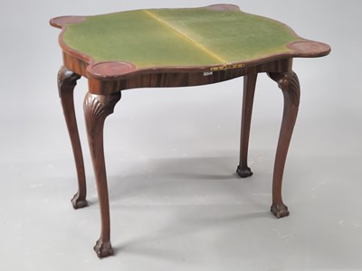 Lot 1757 - An early 20th century, Geeoge II style...