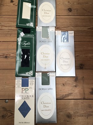 Lot 47 - A collection of vintage tights to include -...