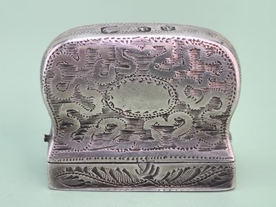 Lot 1392 - A George III silver vinaigrette by Joseph...