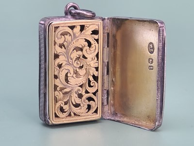 Lot 1400 - A silver vinaigrette, the rectangular lid...