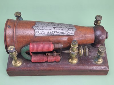 Lot 1795 - A rare Medical coil by Griggs. c. 1875,...