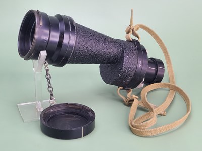 Lot 1812 - A WW II period Marine /Aviation Monocular by...
