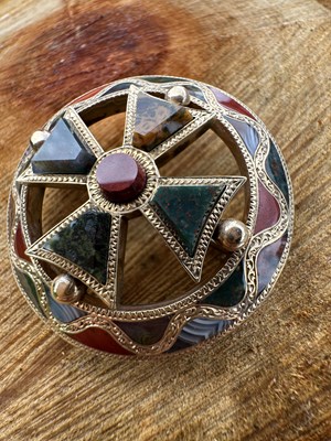 Lot 1002 - An antique Maltese cross brooch in the...