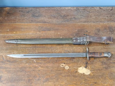 Lot 1818 - A 1913 pattern Remington bayonet (for use with...