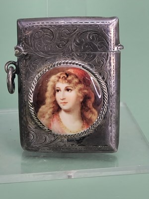 Lot 1823 - An antique hallmarked silver vesta case, the...