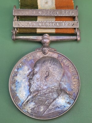 Lot 1354 - An Edward VII King's South Africa Medal with...