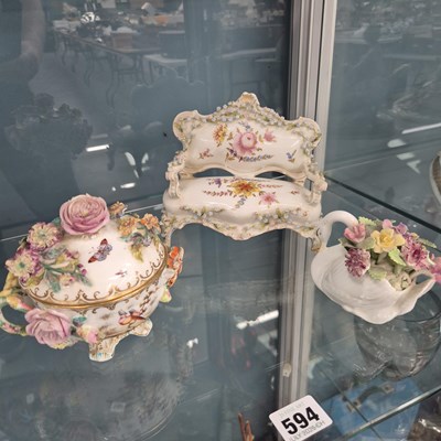 Lot 594 - A 19th century English porcelain flower...