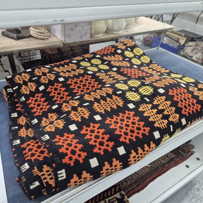 Lot 668 - A woollen Welsh style blanket 230 x 189cm